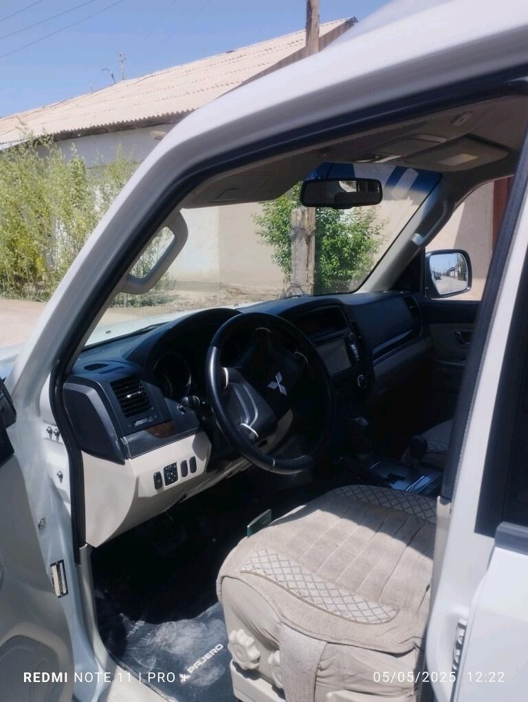 Mitsubishi Pajero 2011 - 210 000 TMT - Köneürgenç - img 9