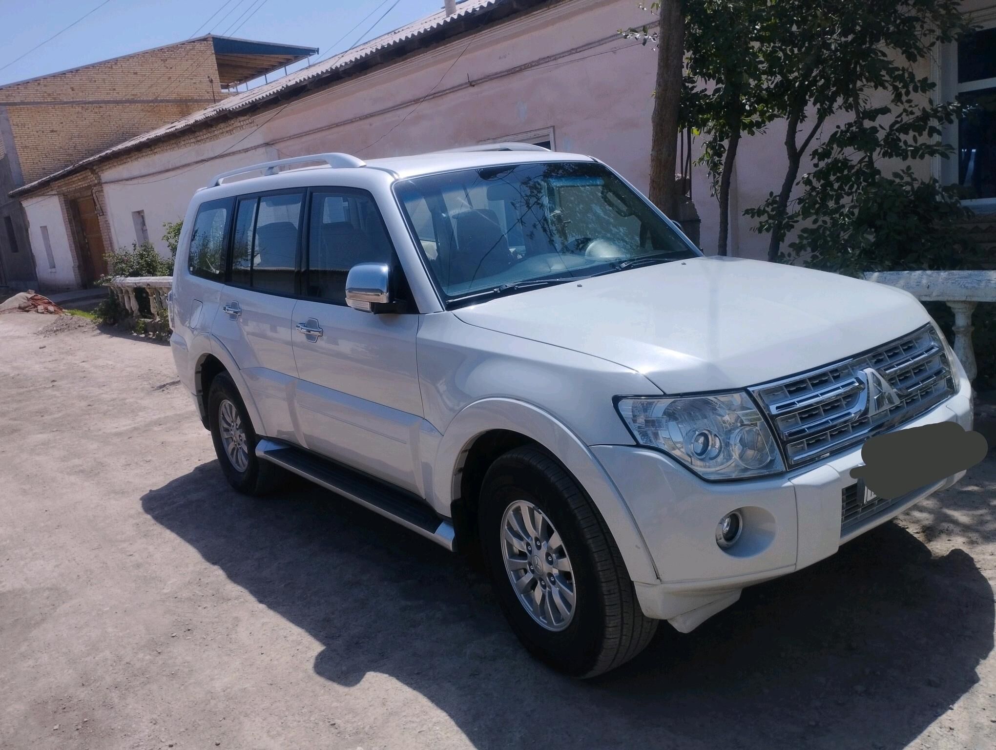 Mitsubishi Pajero 2011 - 210 000 TMT - Köneürgenç - img 8