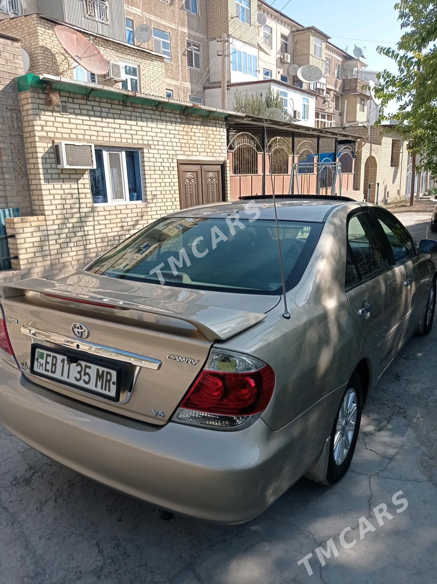Toyota Camry 2003 - 195 000 TMT - Мары - img 8