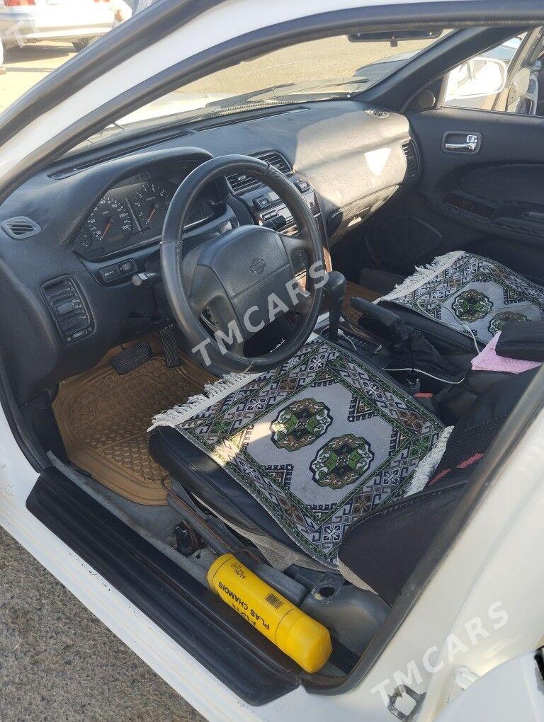 Nissan Cefiro 1998 - 46 000 TMT - Мары - img 1