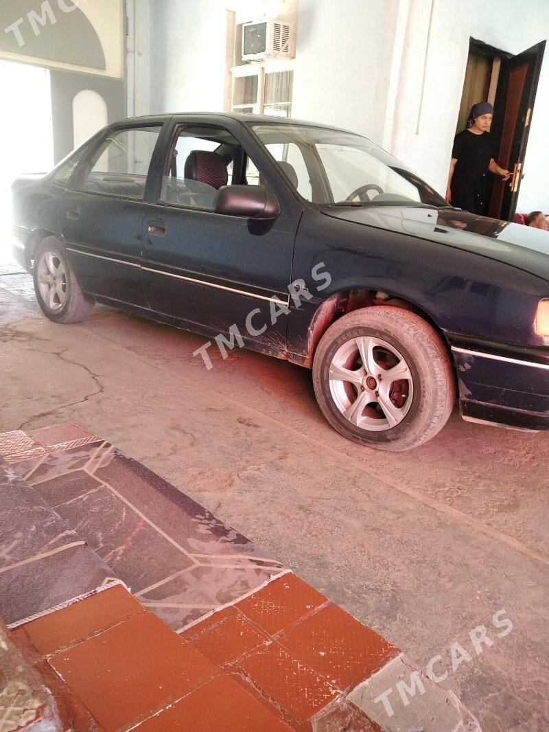 Opel Vectra 1991 - 30 000 TMT - Туркменабат - img 1