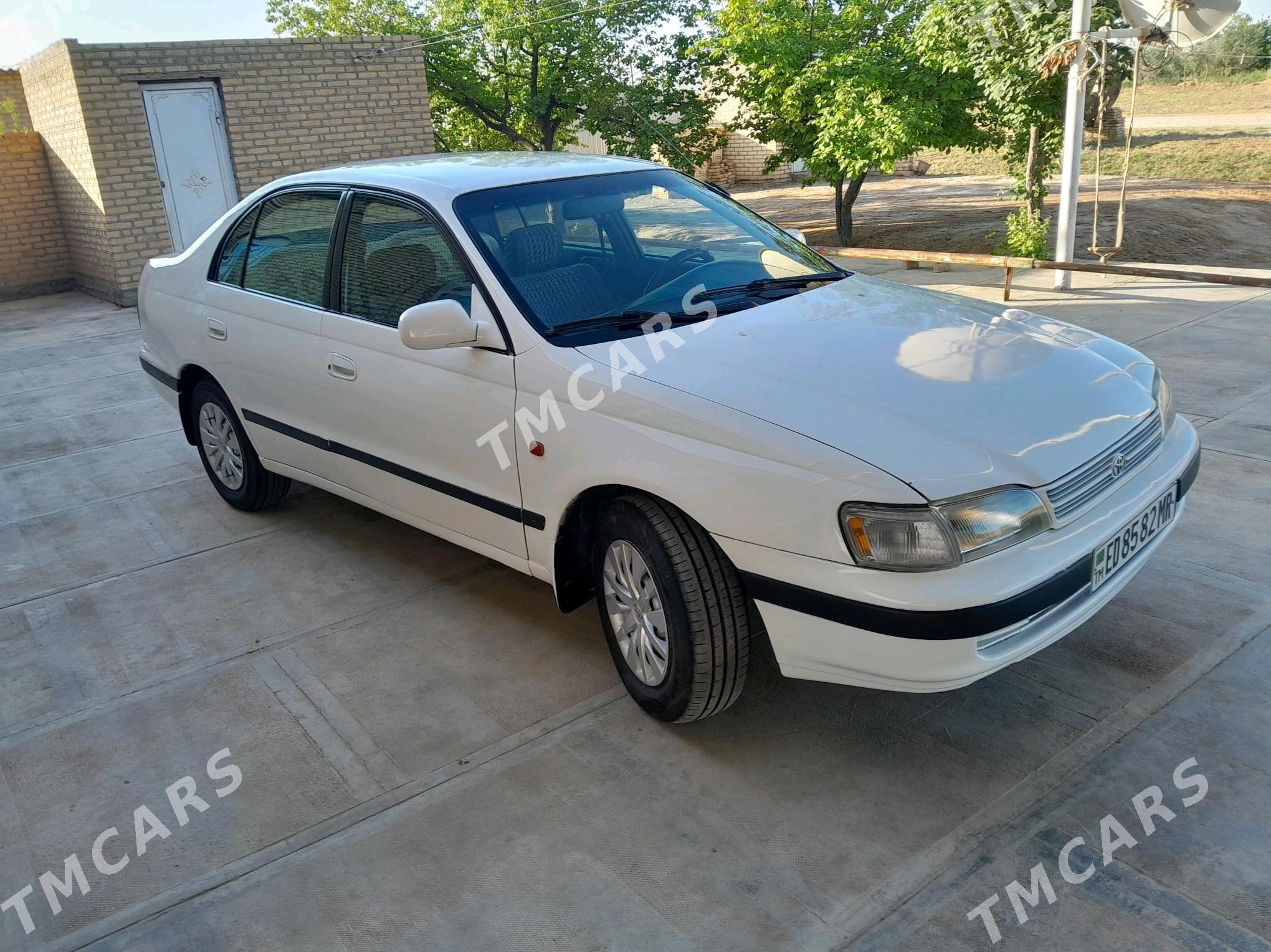 Toyota Carina 1993 - 68 000 TMT - Векильбазар - img 2