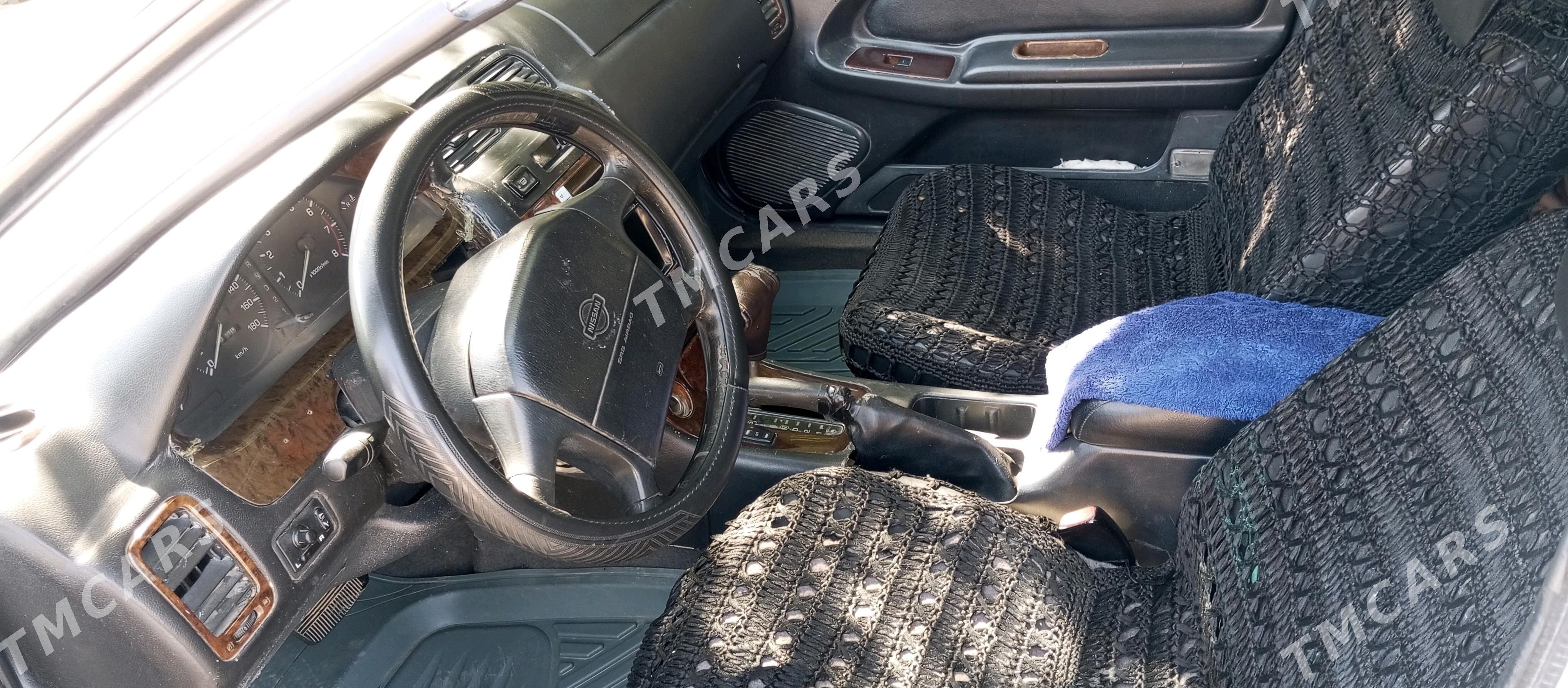 Nissan Maxima 2000 - 45 000 TMT - Мары - img 4
