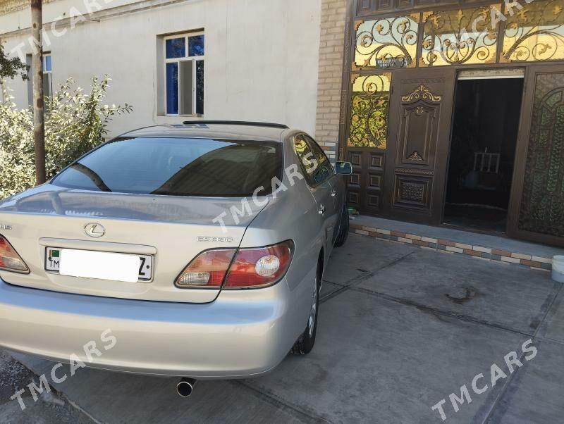 Lexus ES 330 2003 - 200 000 TMT - Дашогуз - img 3