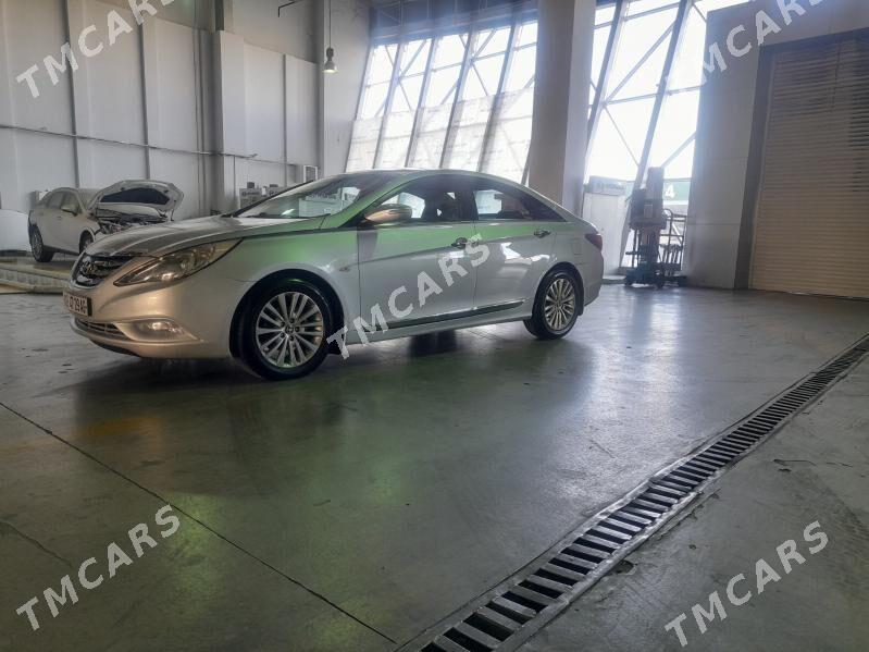 Hyundai Sonata 2010 - 145 000 TMT - Aşgabat - img 4