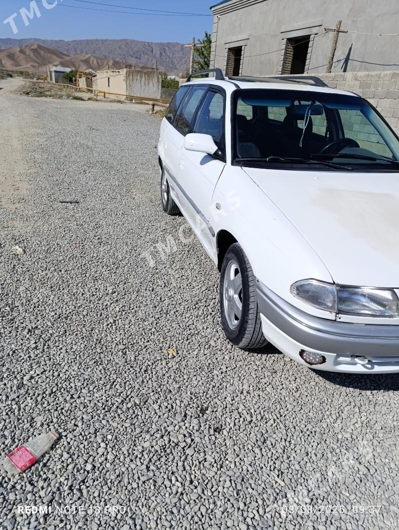 Opel Astra 1994 - 42 000 TMT - Бахарден - img 5