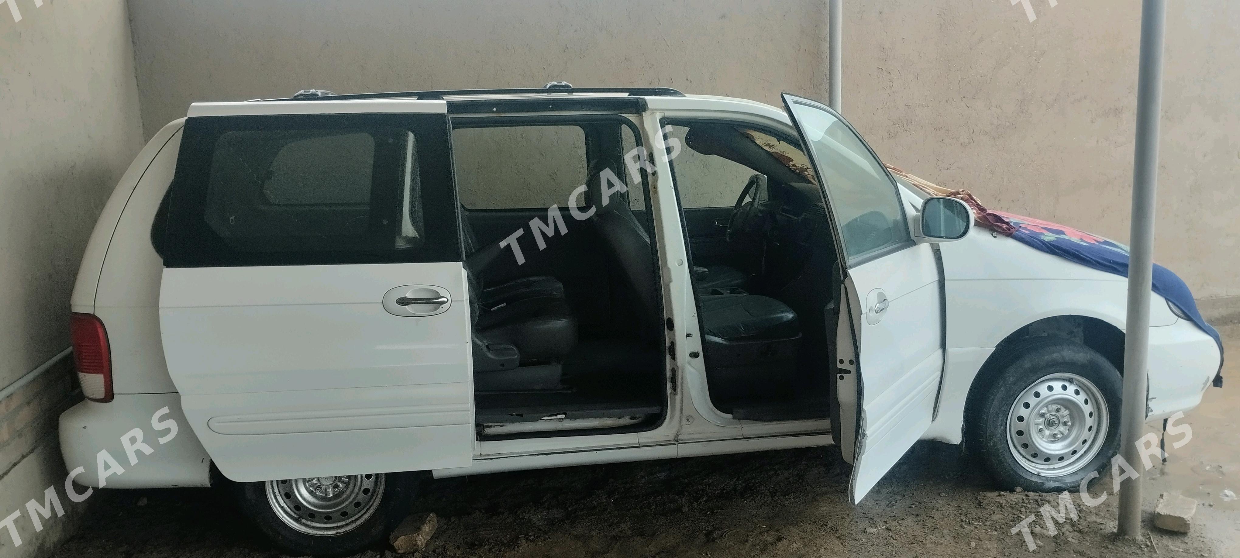 Kia Sedona 2002 - 35 000 TMT - Кёнеургенч - img 5