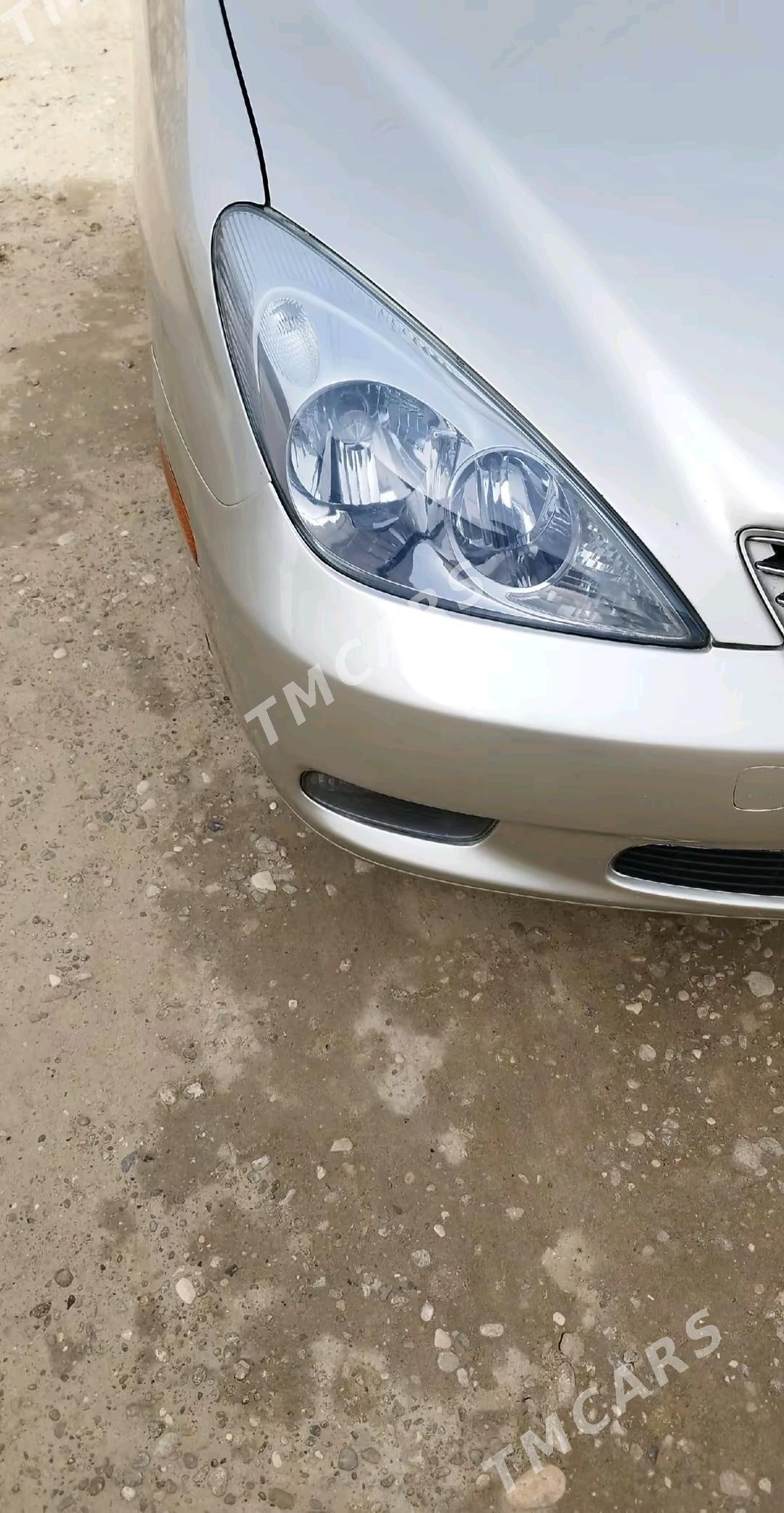 Lexus ES 300 2003 - 240 000 TMT - Dostluk - img 8