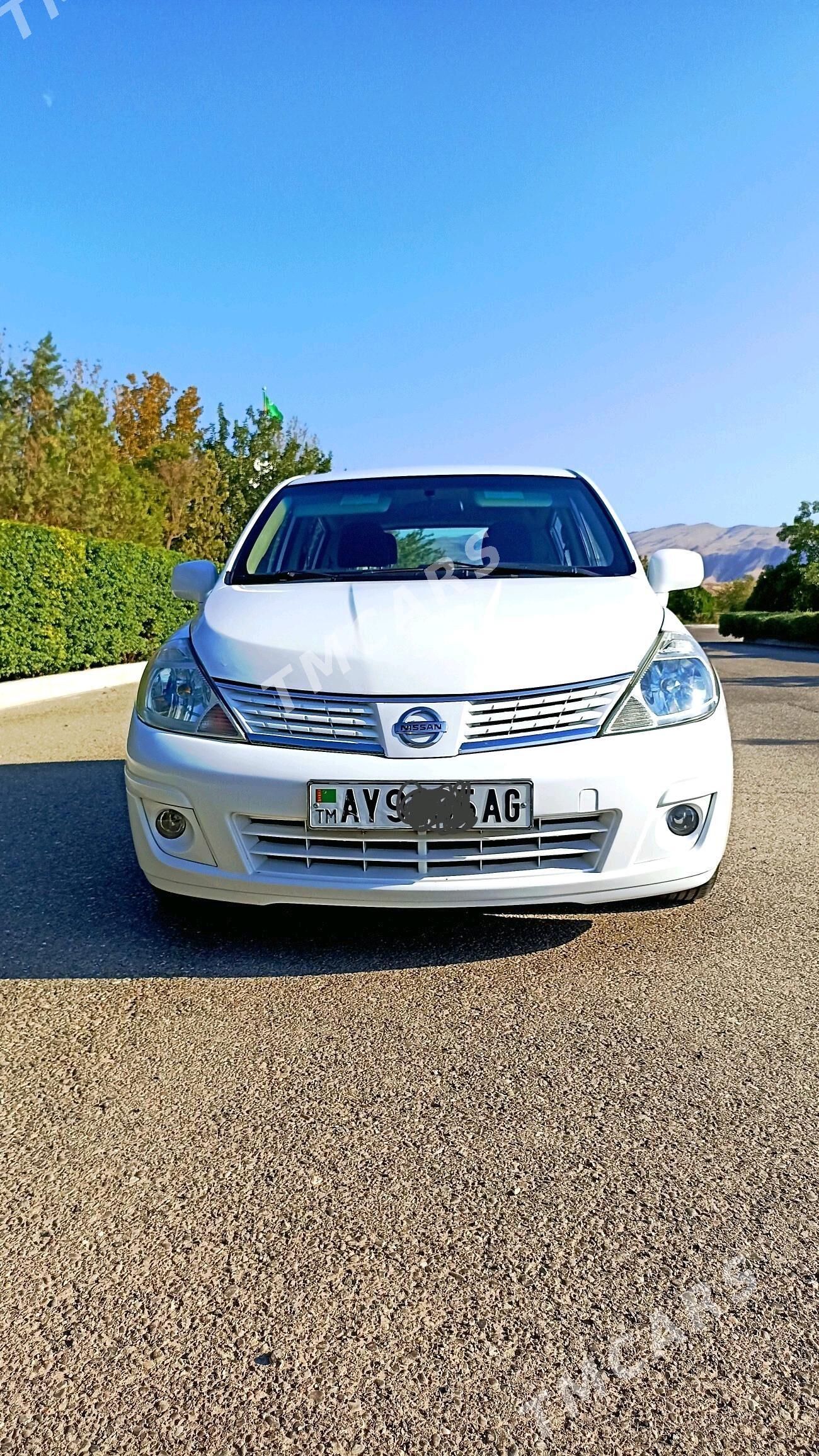 Nissan Versa 2012 - 135 000 TMT - Berzeňňi - img 8