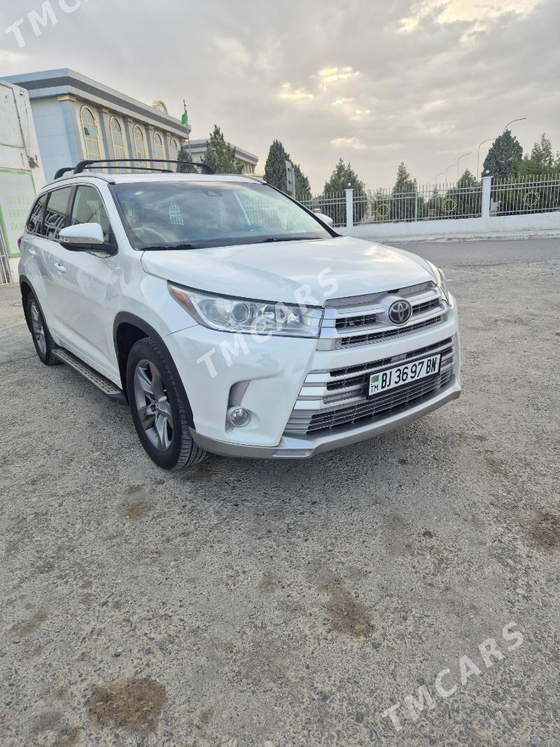 Toyota Highlander 2017 - 370 000 TMT - Гызыларбат - img 4