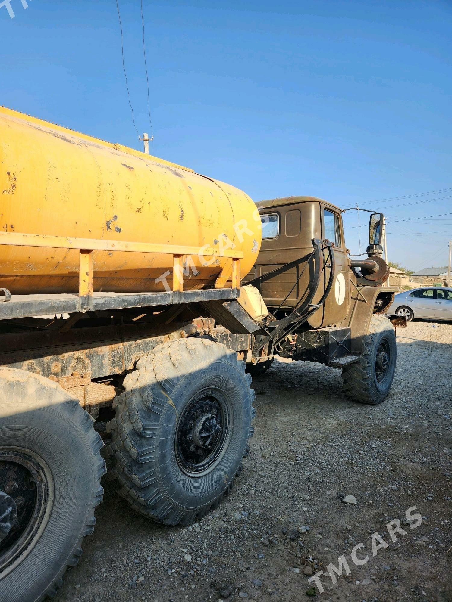 Ural 4320 1996 - 150 000 TMT - Бахарден - img 3