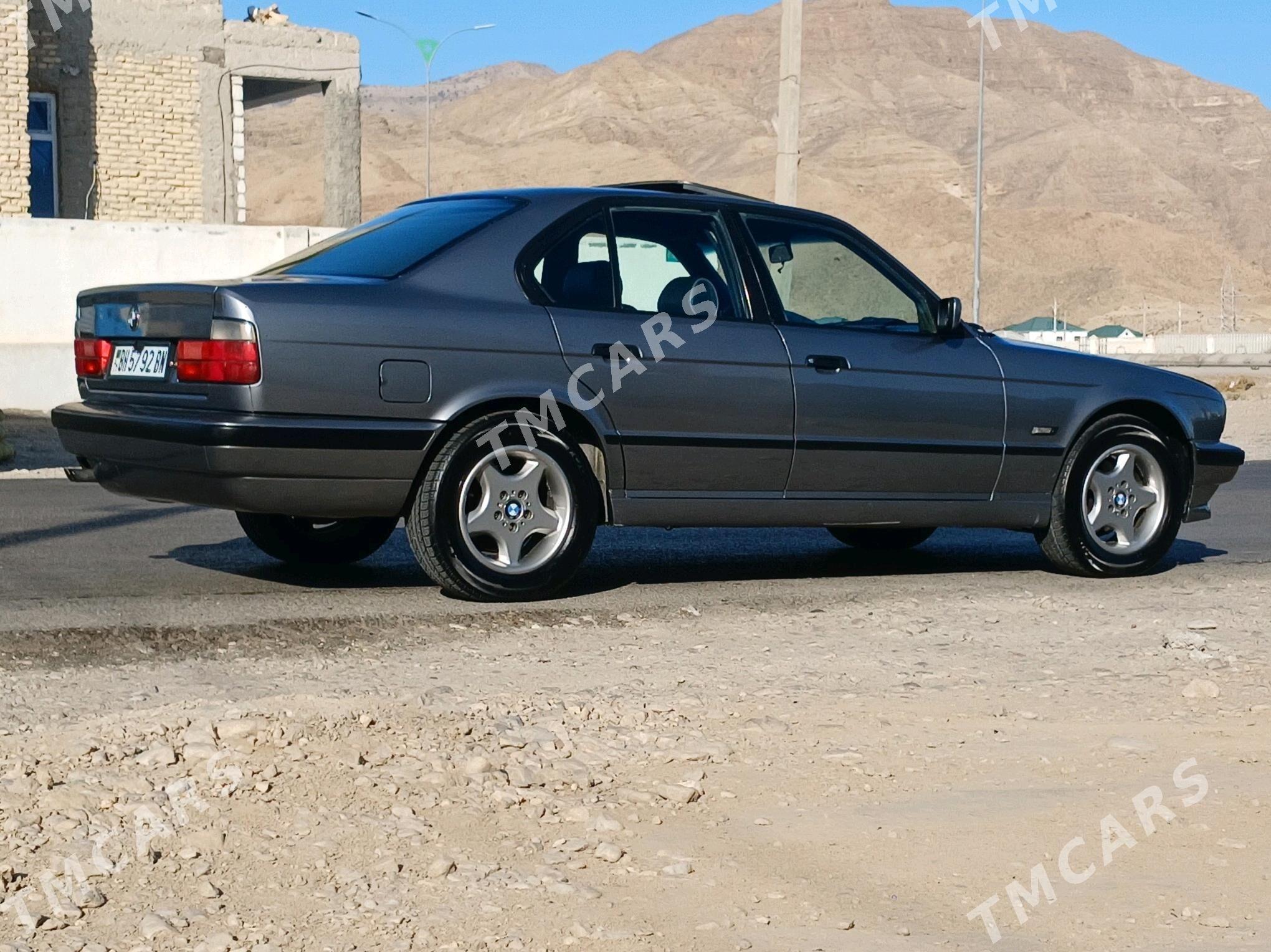 BMW 525 1995 - 80 000 TMT - Балканабат - img 3