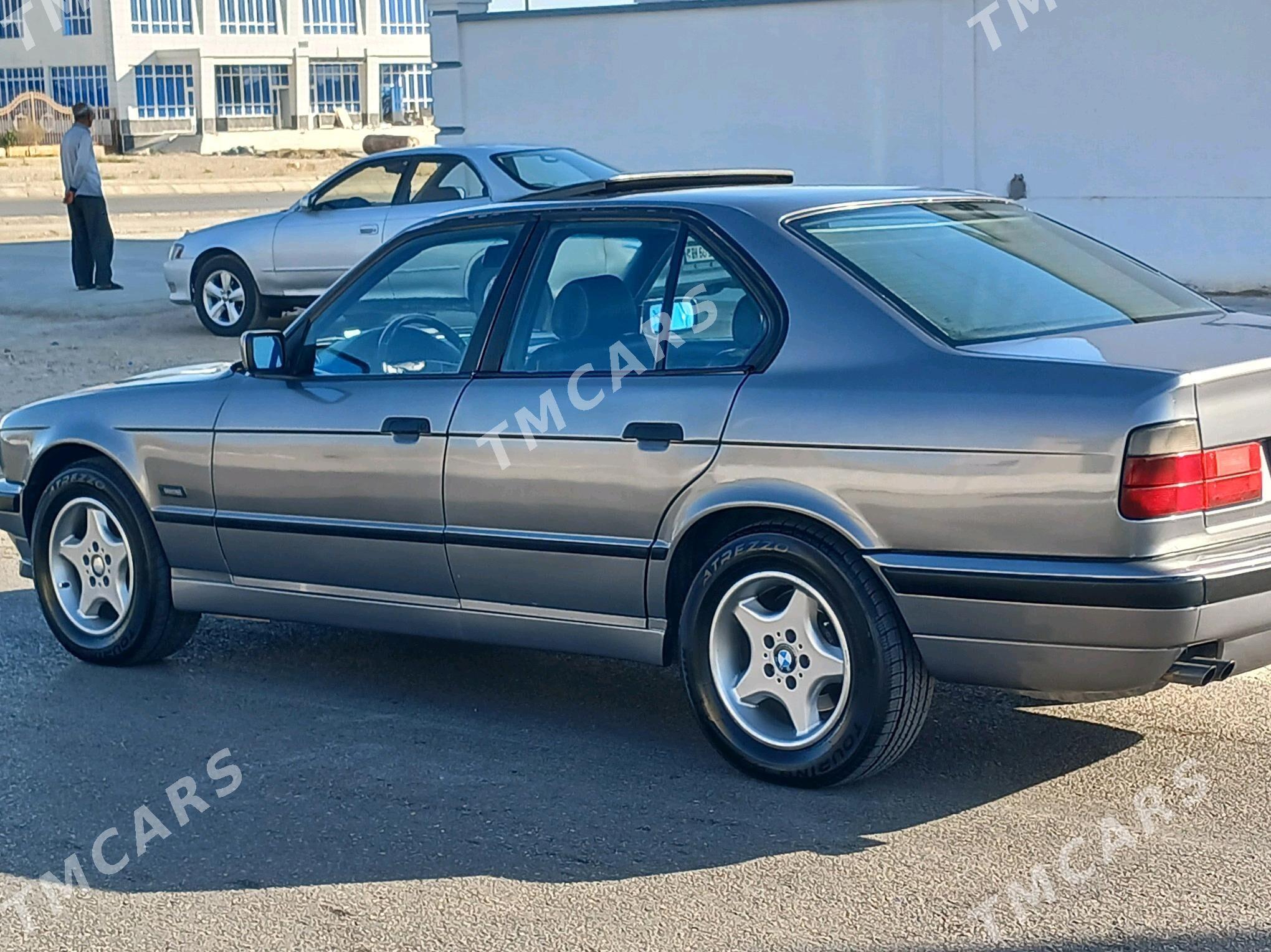 BMW 525 1995 - 80 000 TMT - Балканабат - img 6