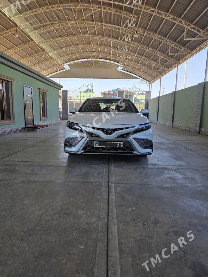 Toyota Camry 2021 - 335 000 TMT - Ашхабад - img 2