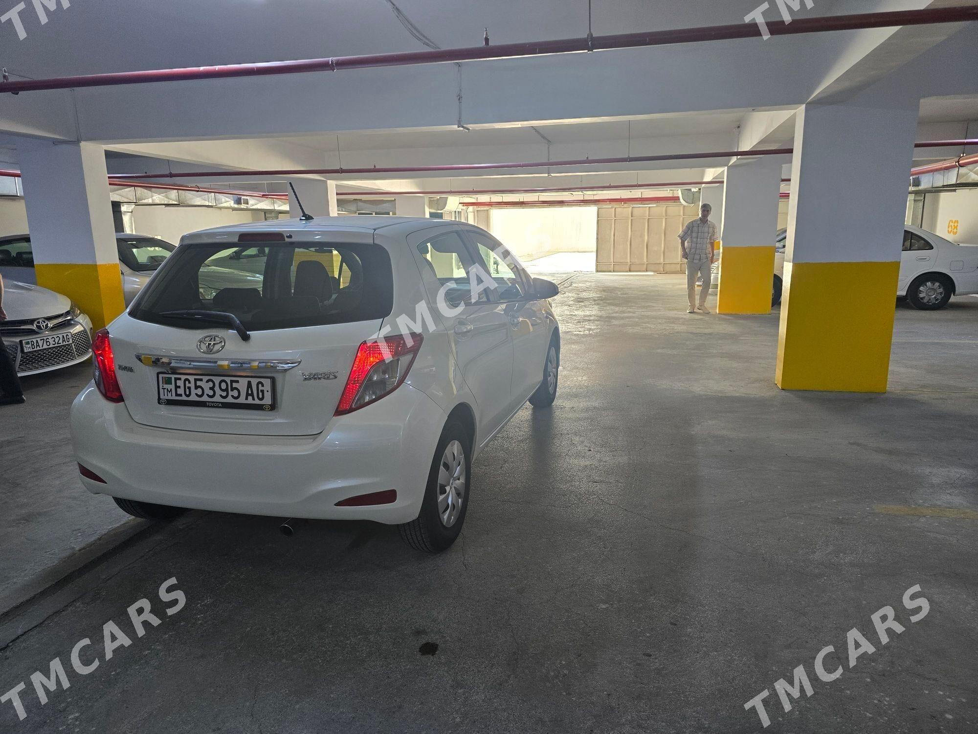 Toyota Yaris 2011 - 134 000 TMT - Ашхабад - img 4