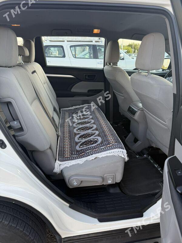 Toyota Highlander 2018 - 370 000 TMT - Хитровка - img 10
