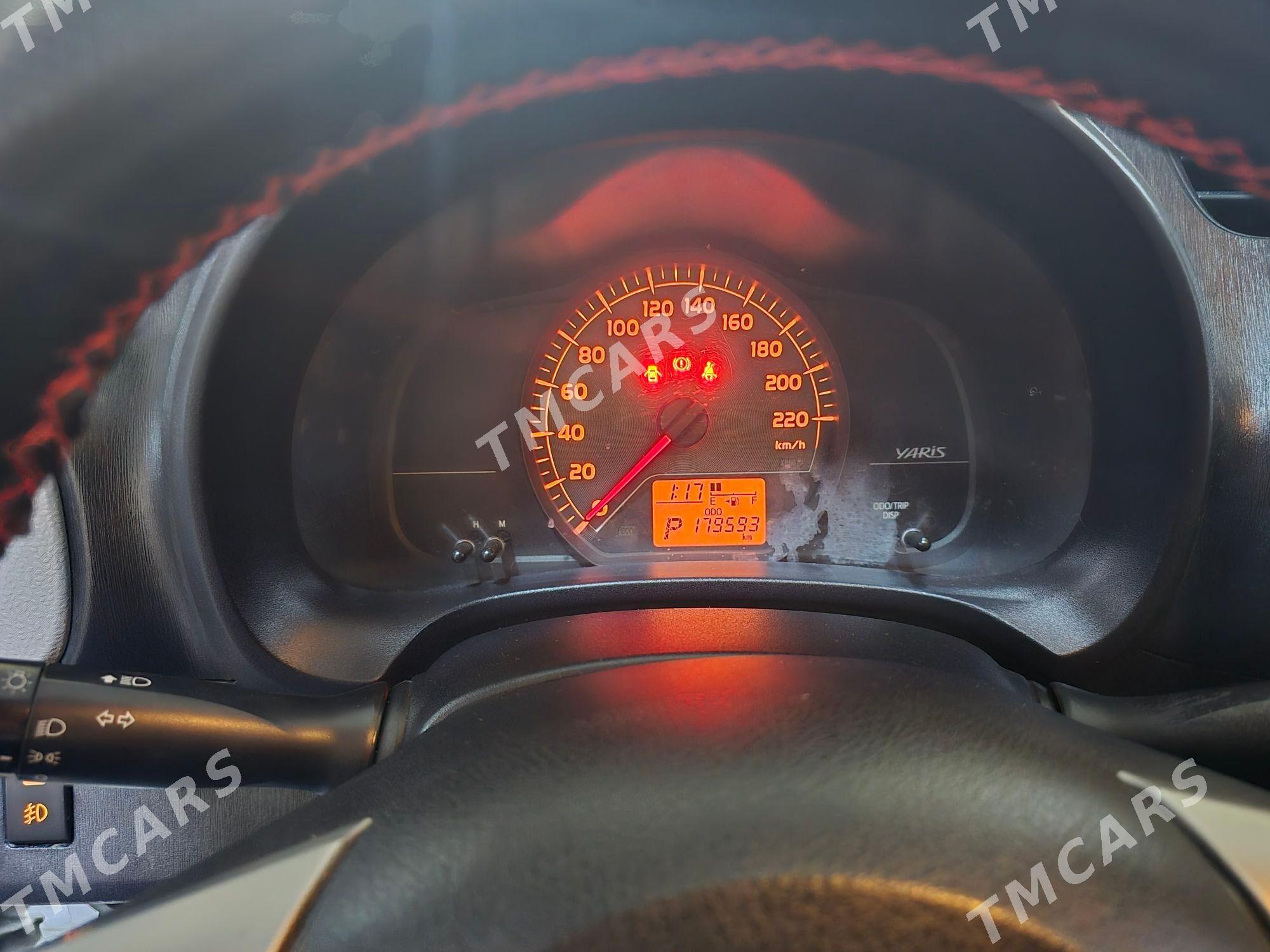 Toyota Yaris 2011 - 134 000 TMT - Ашхабад - img 3