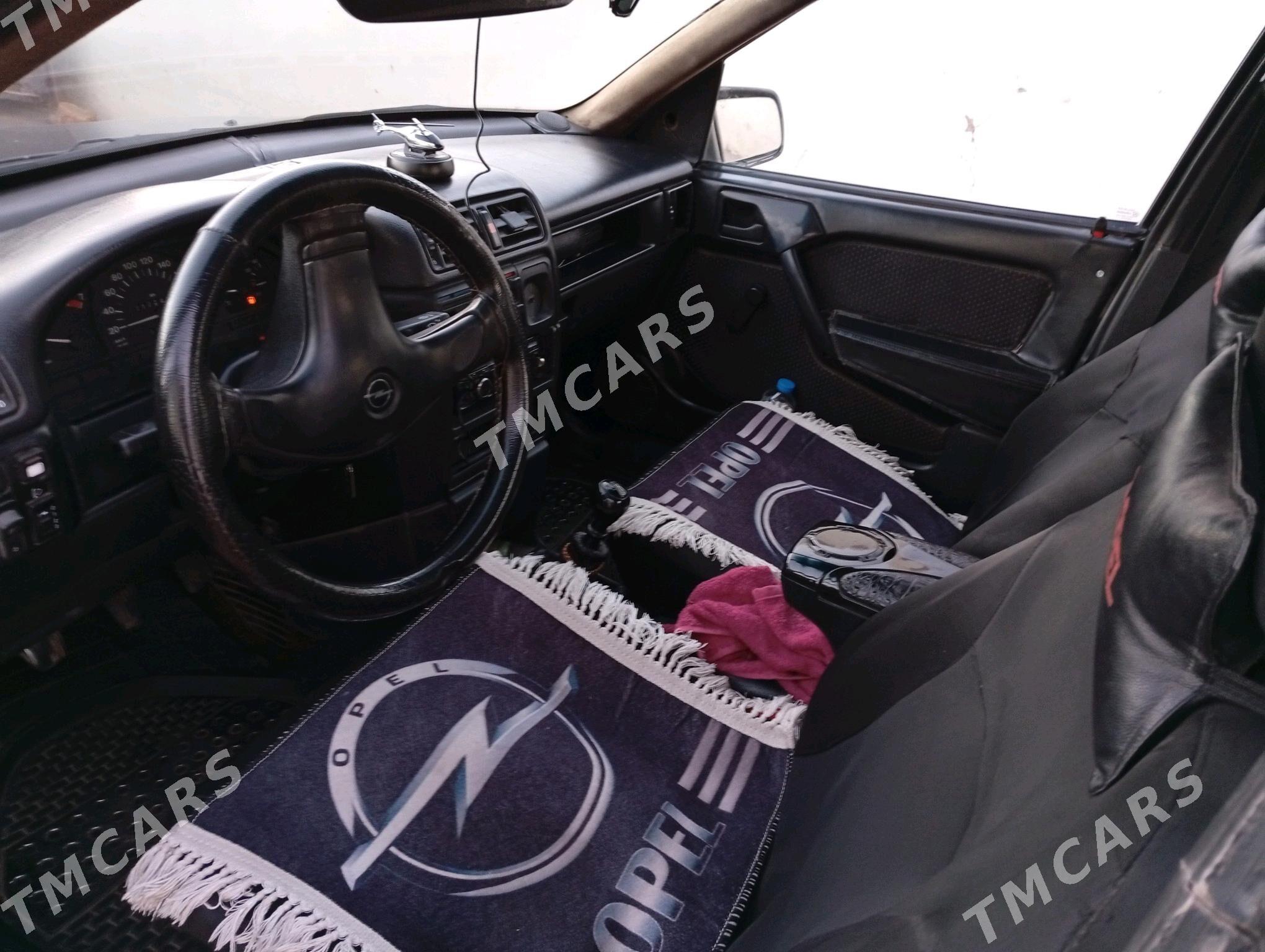Opel Vectra 1993 - 32 000 TMT - Daşoguz - img 3