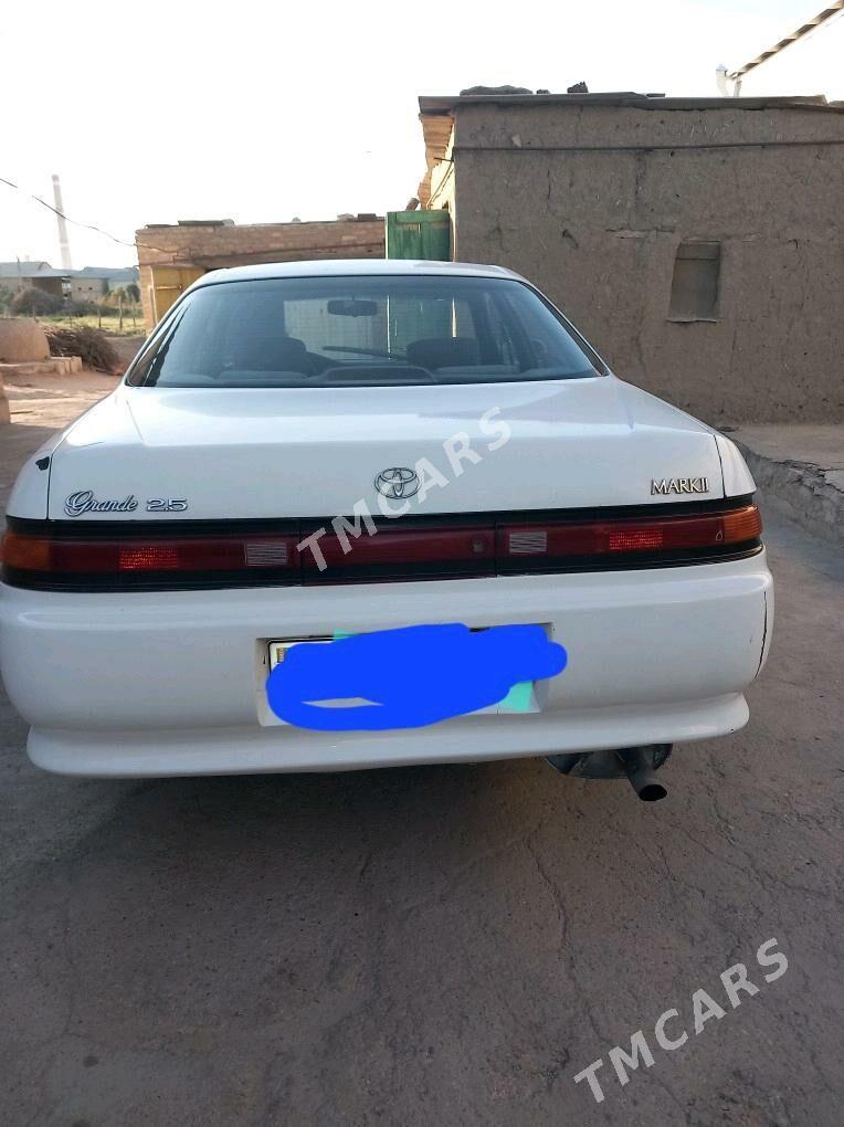Toyota Mark II 1994 - 35 000 TMT - Мары - img 2