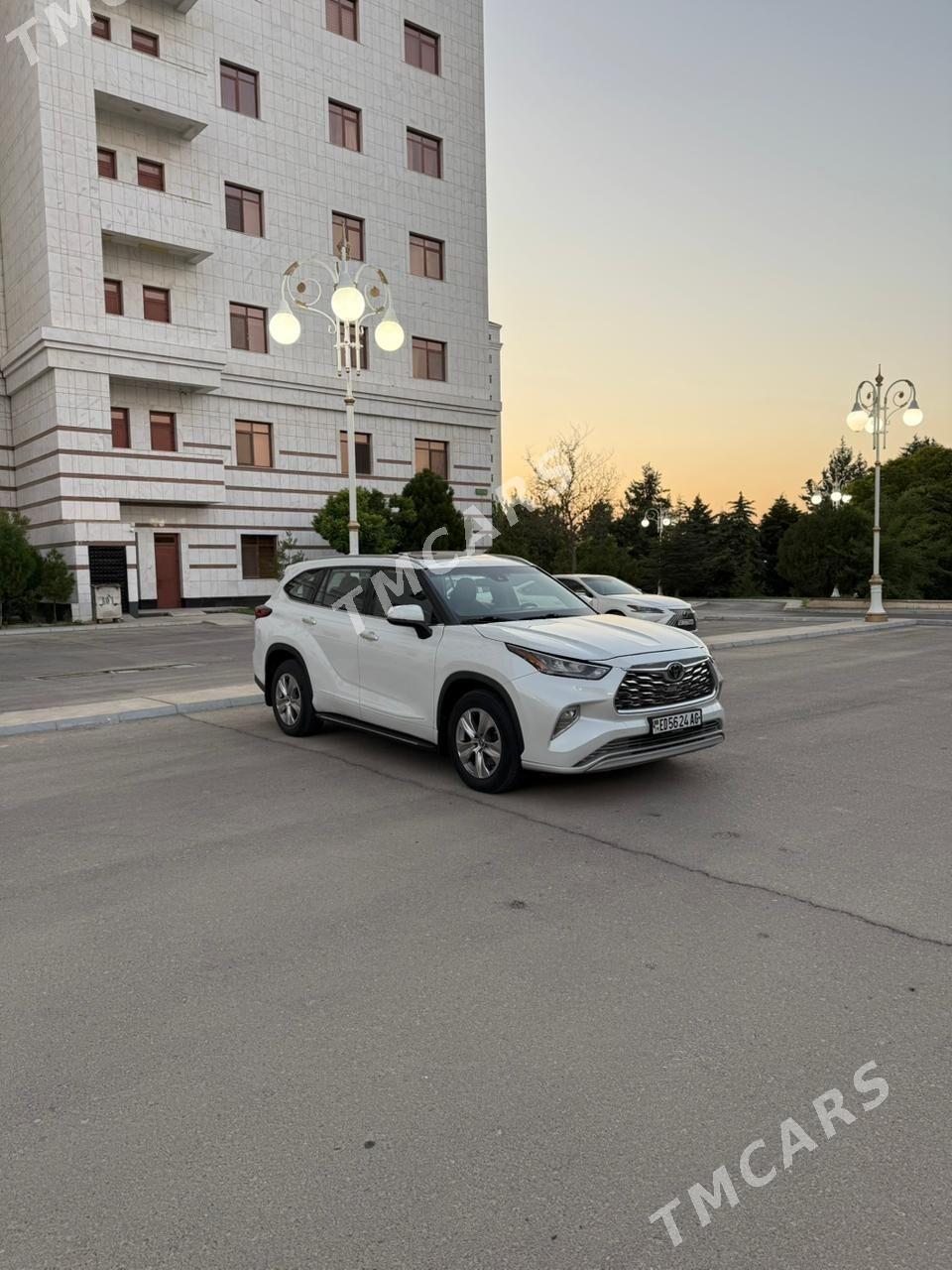 Toyota Highlander 2020 - 470 000 TMT - Aşgabat - img 2