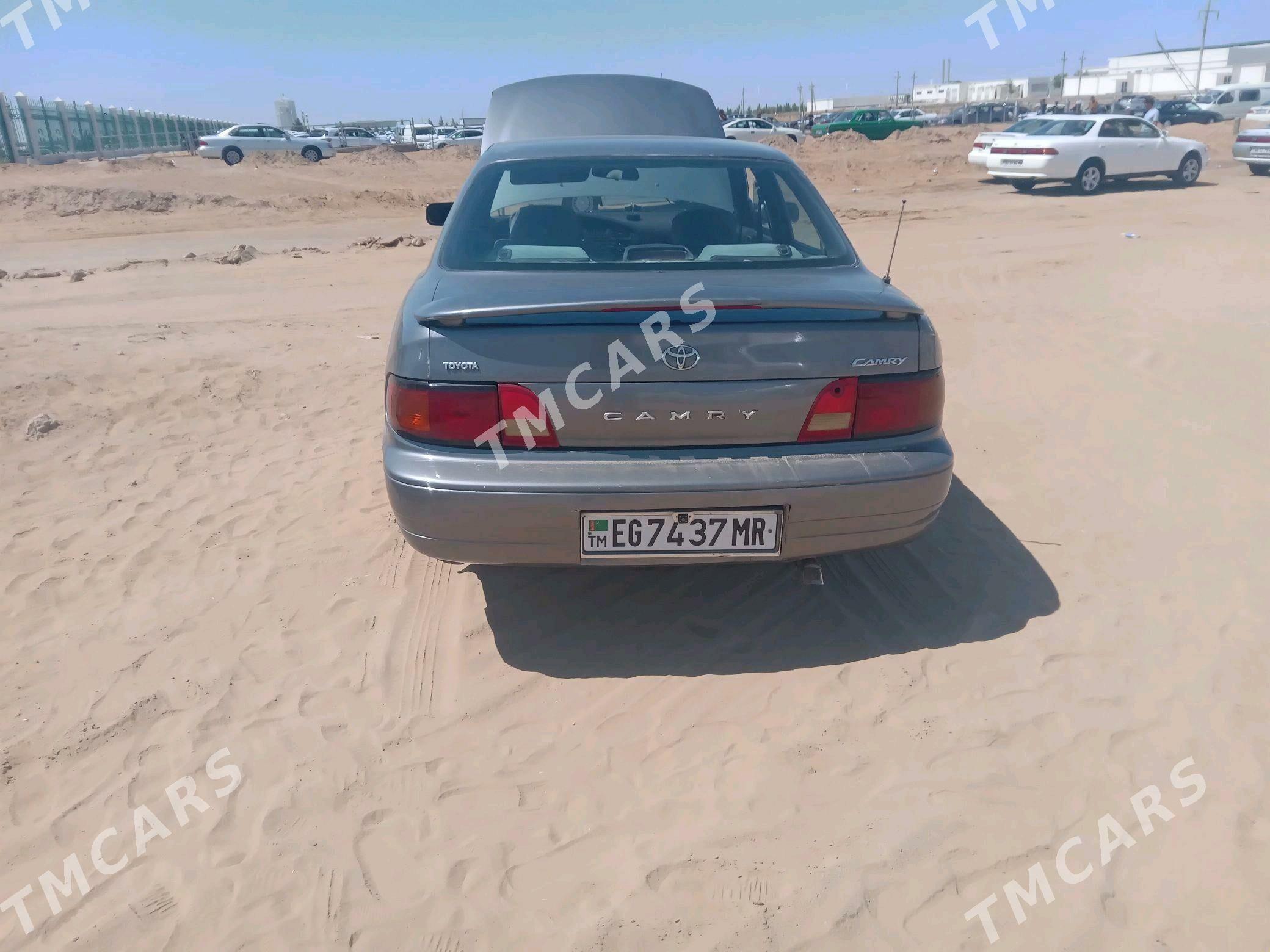 Toyota Camry 1993 - 66 000 TMT - Сакарчага - img 3