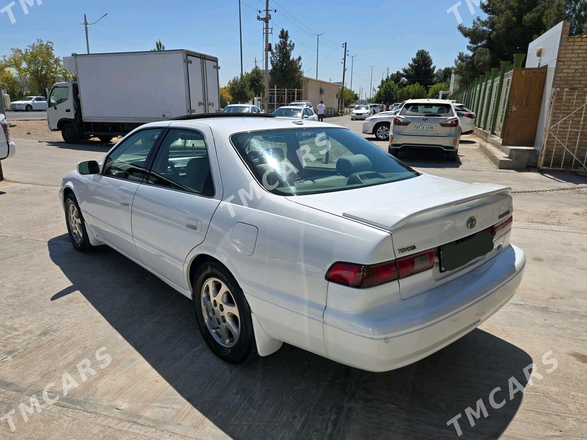 Toyota Camry 1997 - 140 000 TMT - Мары - img 8