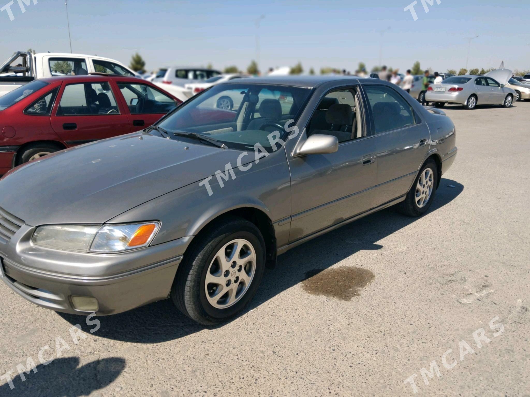 Toyota Camry 1998 - 120 000 TMT - Сакар - img 6