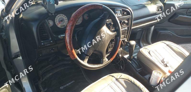 Nissan Pathfinder 2001 - 90 000 TMT - Дашогуз - img 4