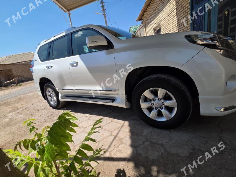 Toyota Land Cruiser Prado 2016 - 700 000 TMT - Дашогуз - img 2