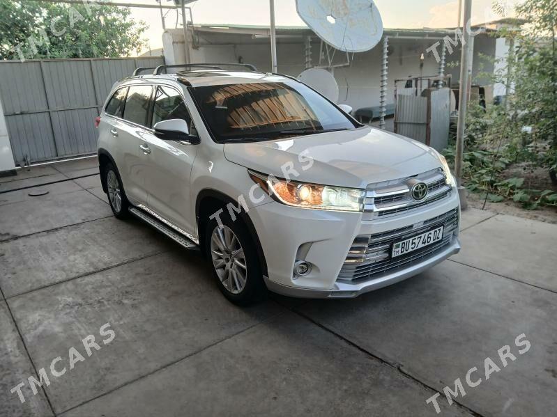 Toyota Highlander 2018 - 420 000 TMT - Дашогуз - img 10