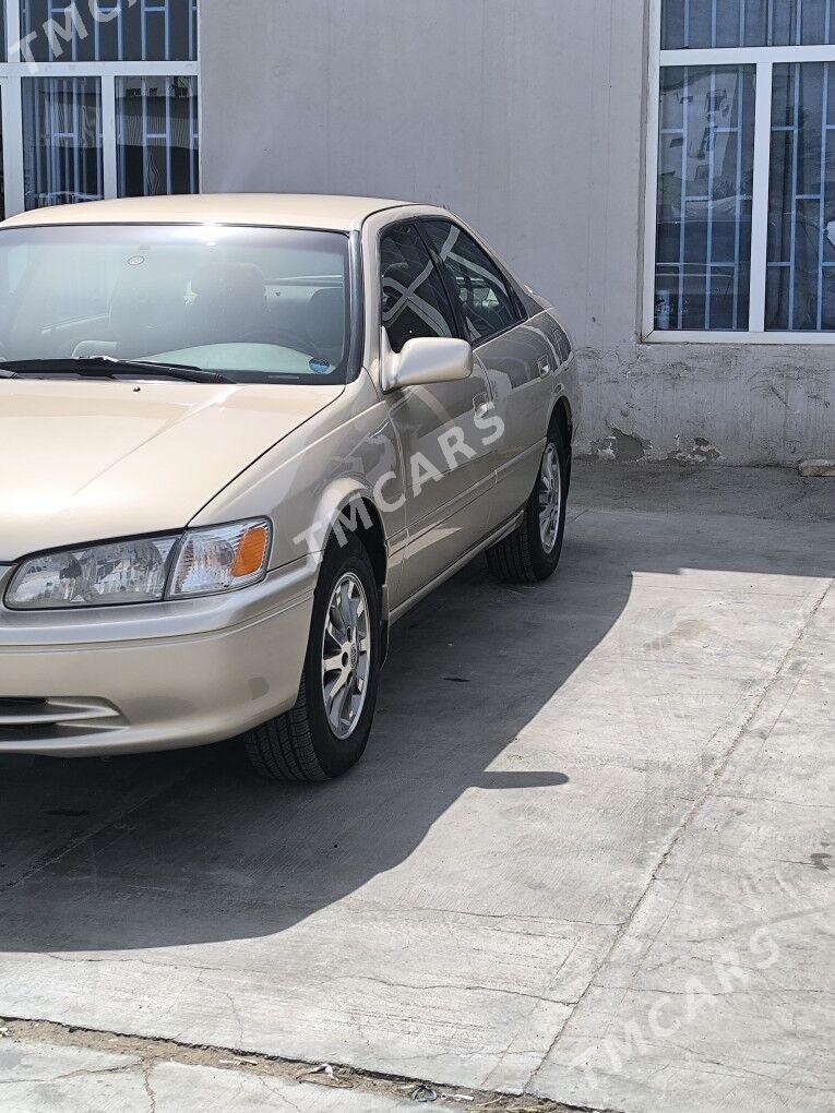 Toyota Camry 2001 - 221 000 TMT - Mary - img 4