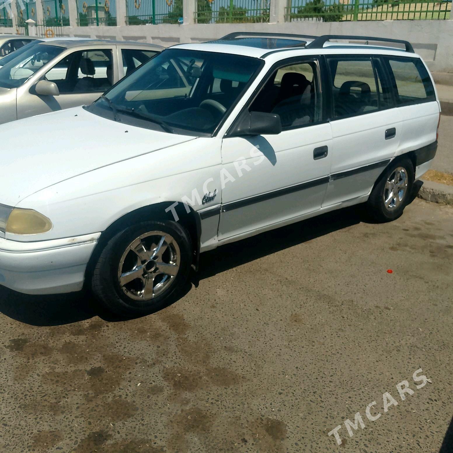 Opel Astra 1993 - 25 000 TMT - Mary - img 3