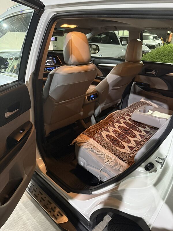Toyota Highlander 2018 - 450 000 TMT - Aşgabat - img 4