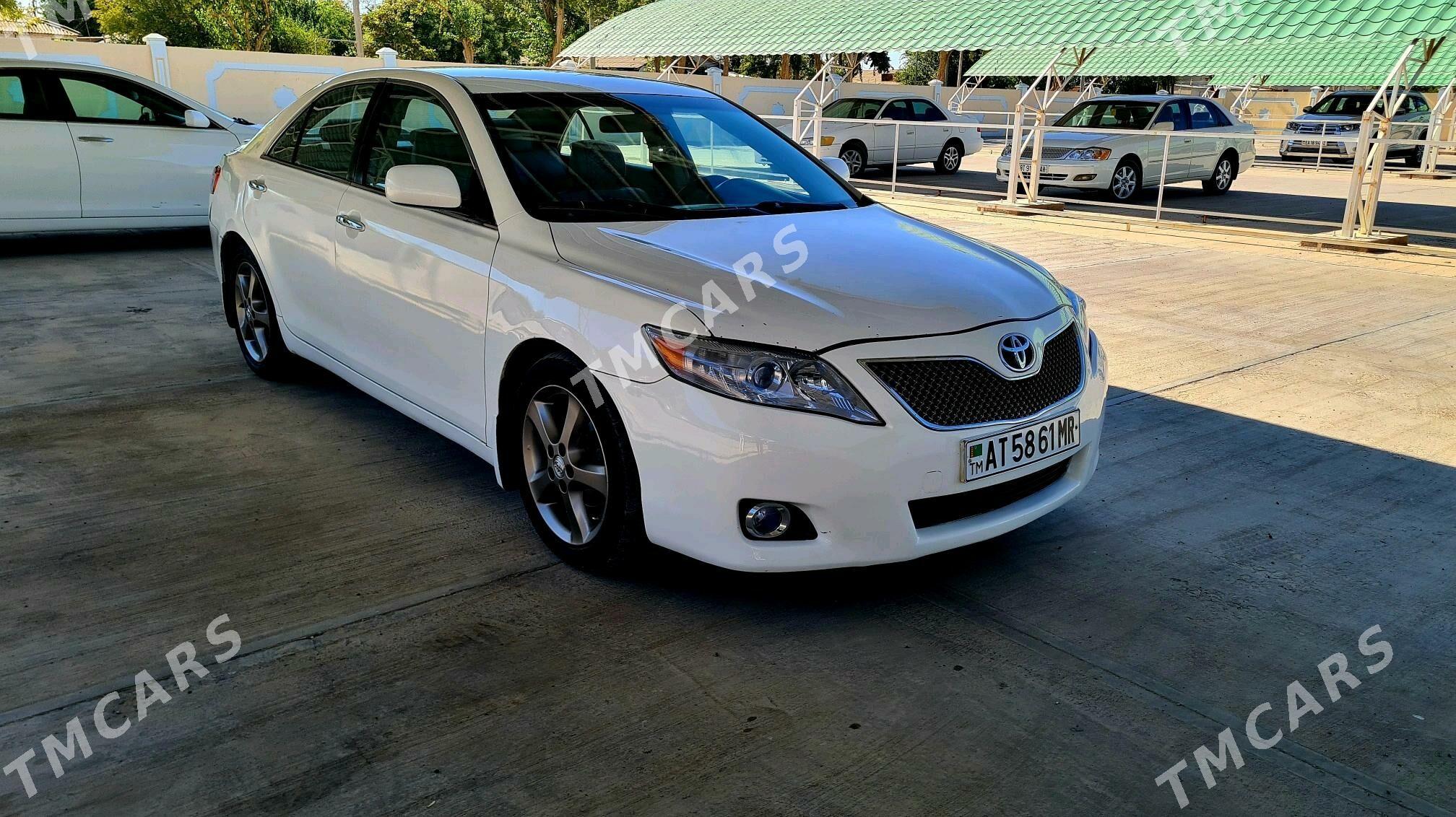 Toyota Camry 2010 - 139 000 TMT - Baýramaly - img 2
