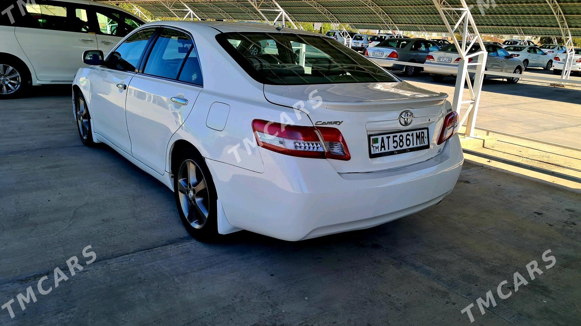 Toyota Camry 2010 - 139 000 TMT - Baýramaly - img 3