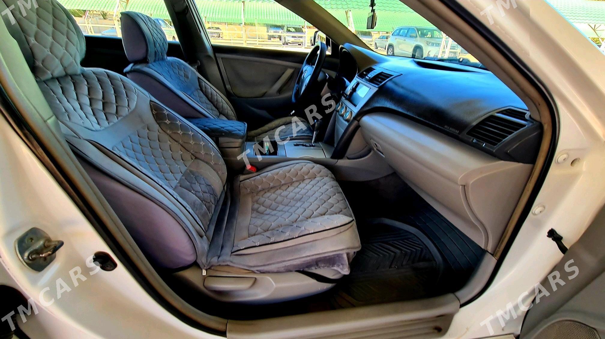 Toyota Camry 2010 - 139 000 TMT - Baýramaly - img 6