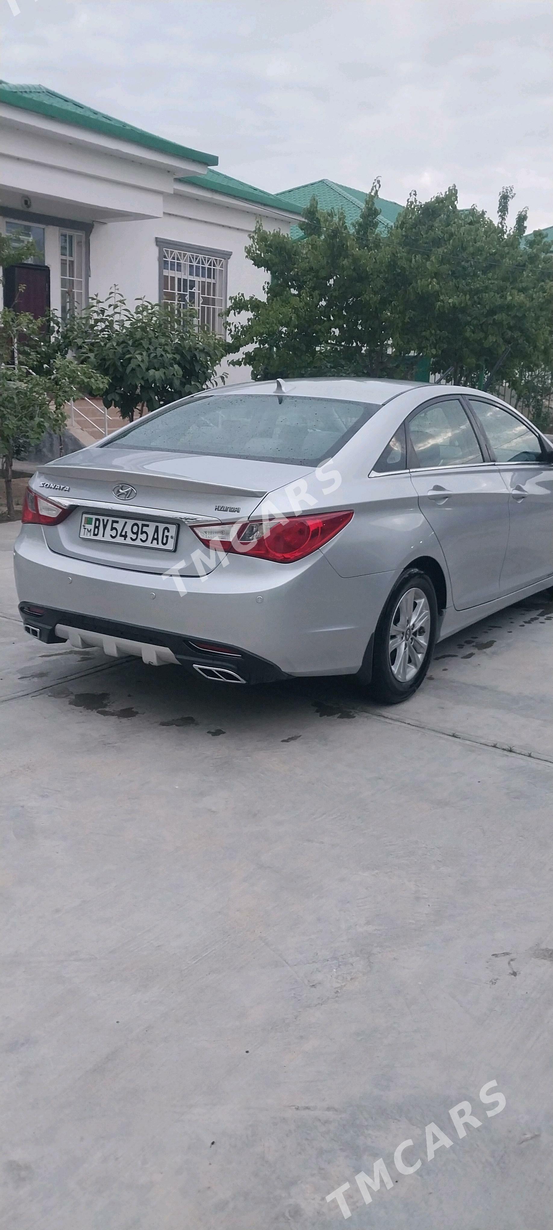 Hyundai Sonata 2010 - 145 000 TMT - Тязе заман - img 2