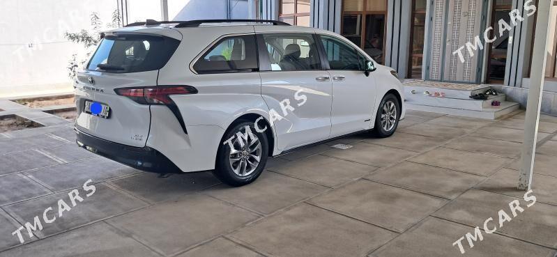 Toyota Sienna 2021 - 520 000 TMT - Чоганлы - img 3