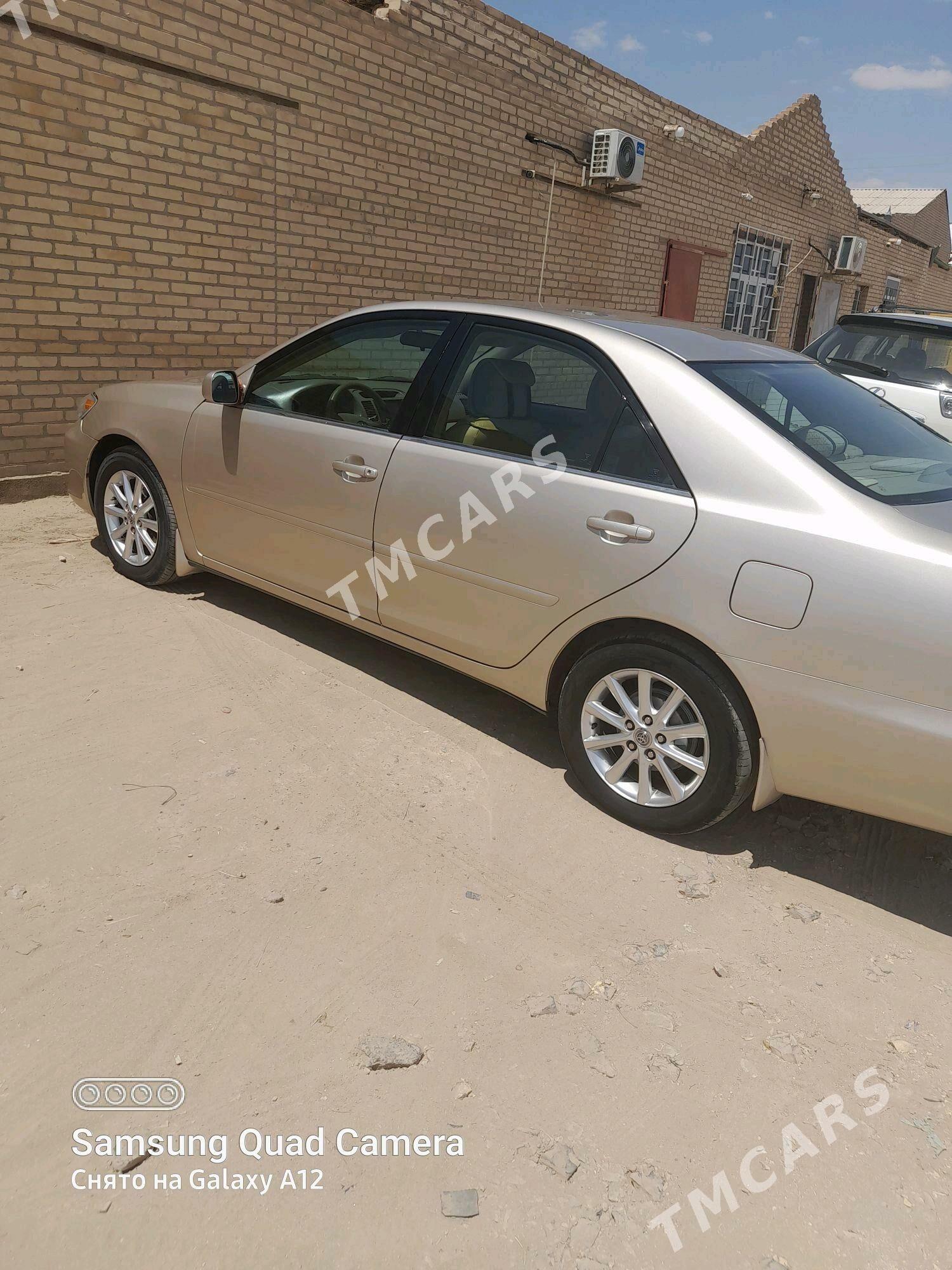 Toyota Camry 2004 - 150 000 TMT - Ходжамбаз - img 3