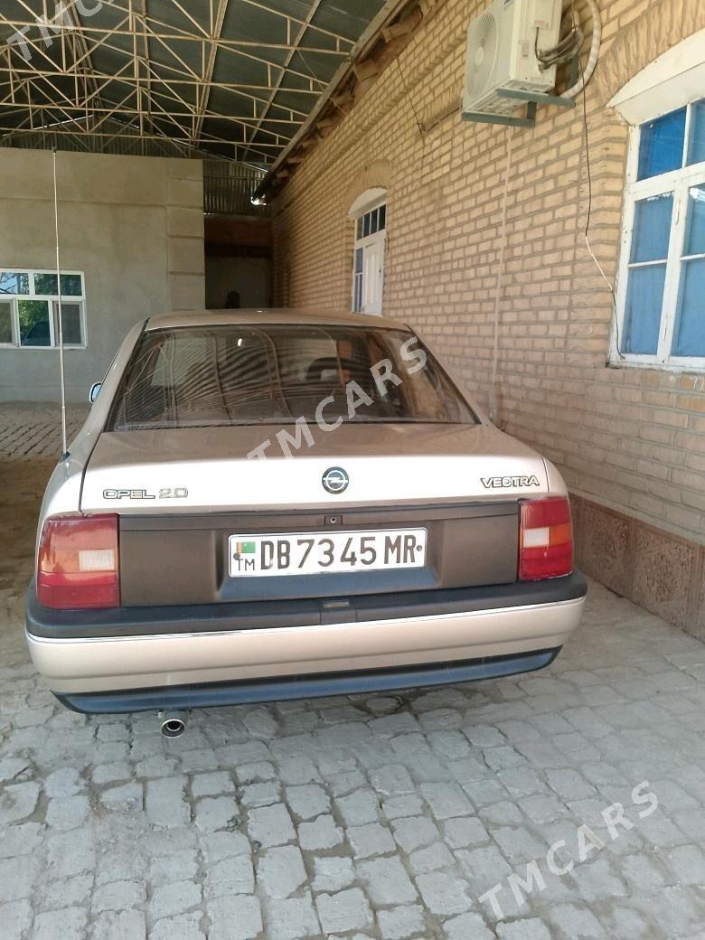 Opel Vectra 1990 - 24 000 TMT - Mary - img 3