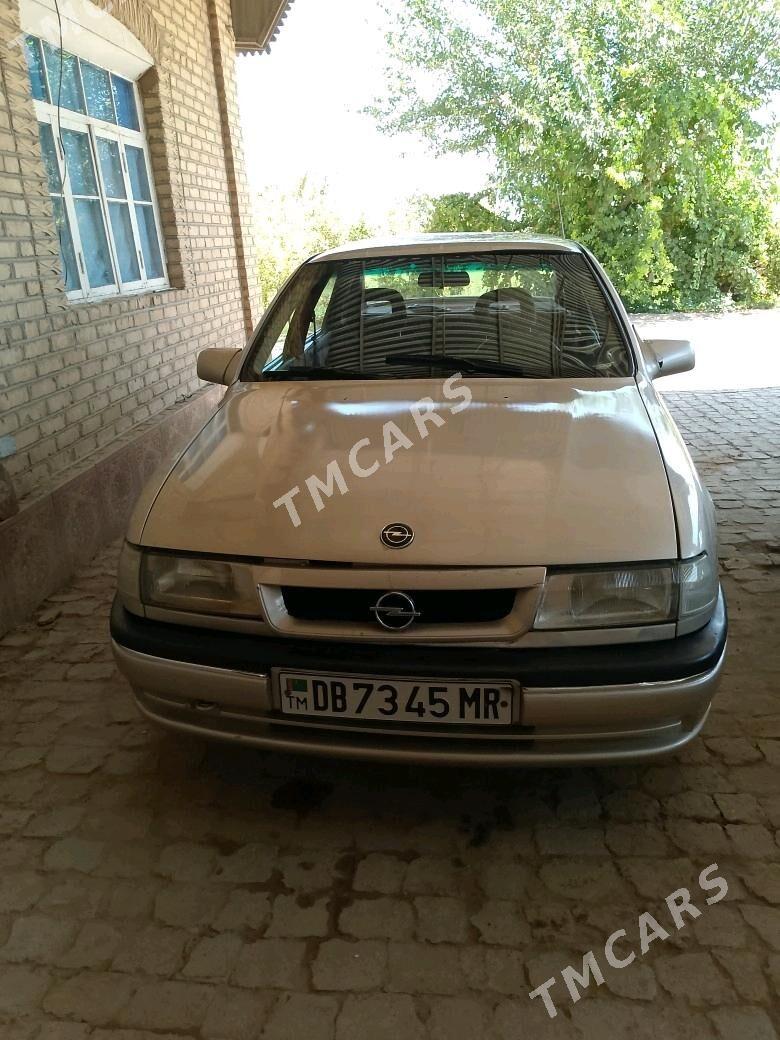 Opel Vectra 1990 - 24 000 TMT - Mary - img 4