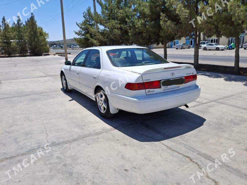 Toyota Camry 2000 - 134 000 TMT - Мары - img 4