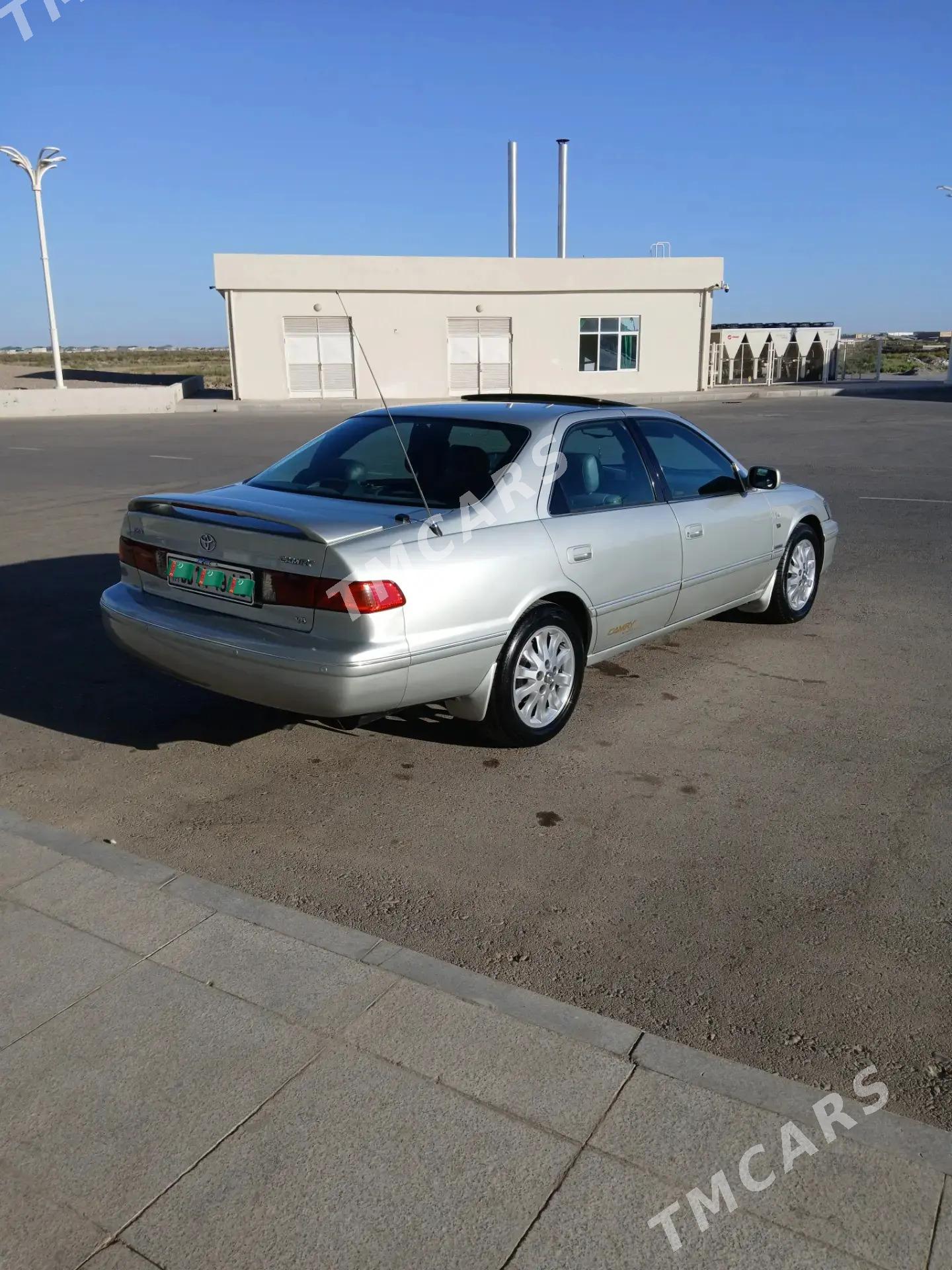 Toyota Camry 2001 - 199 000 TMT - Туркменабат - img 3