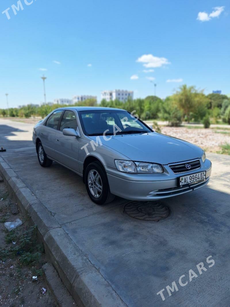 Toyota Camry 2001 - 160 000 TMT - Дашогуз - img 8