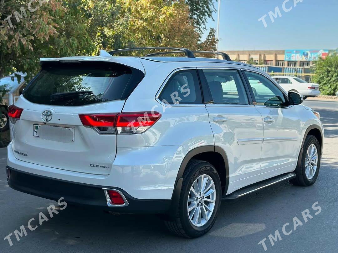 Toyota Highlander 2018 - 375 000 TMT - Ашхабад - img 6