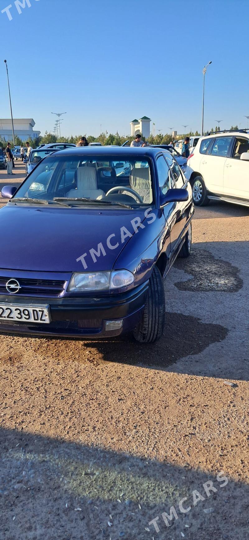 Opel Astra 1993 - 31 000 TMT - Губадаг - img 3