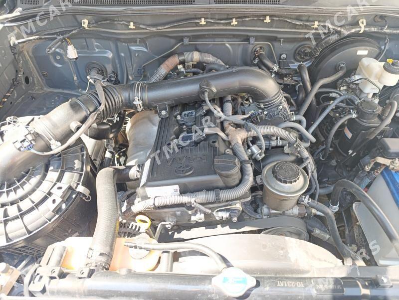 Toyota Hilux 2013 - 325 000 TMT - Balkanabat - img 2