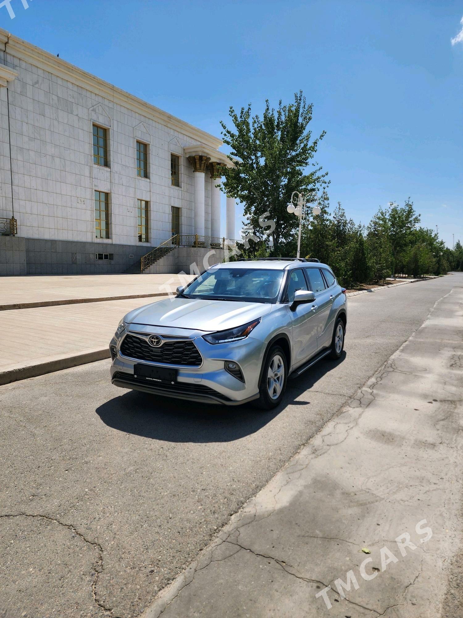 Toyota Highlander 2021 - 489 000 TMT - Дашогуз - img 3
