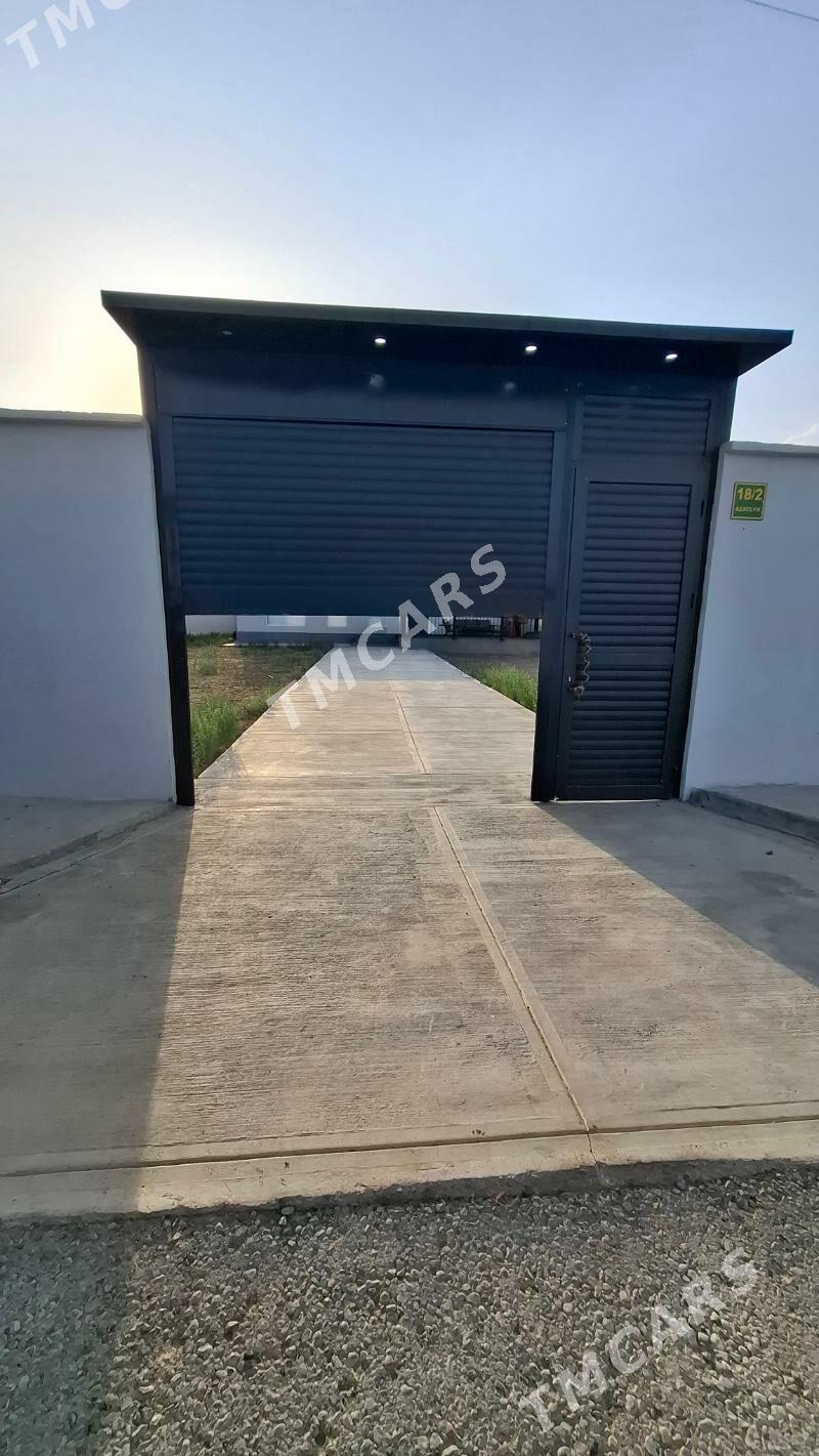 EKS BAZA  3 KOMNAT  140 M² - Ашхабад - img 6