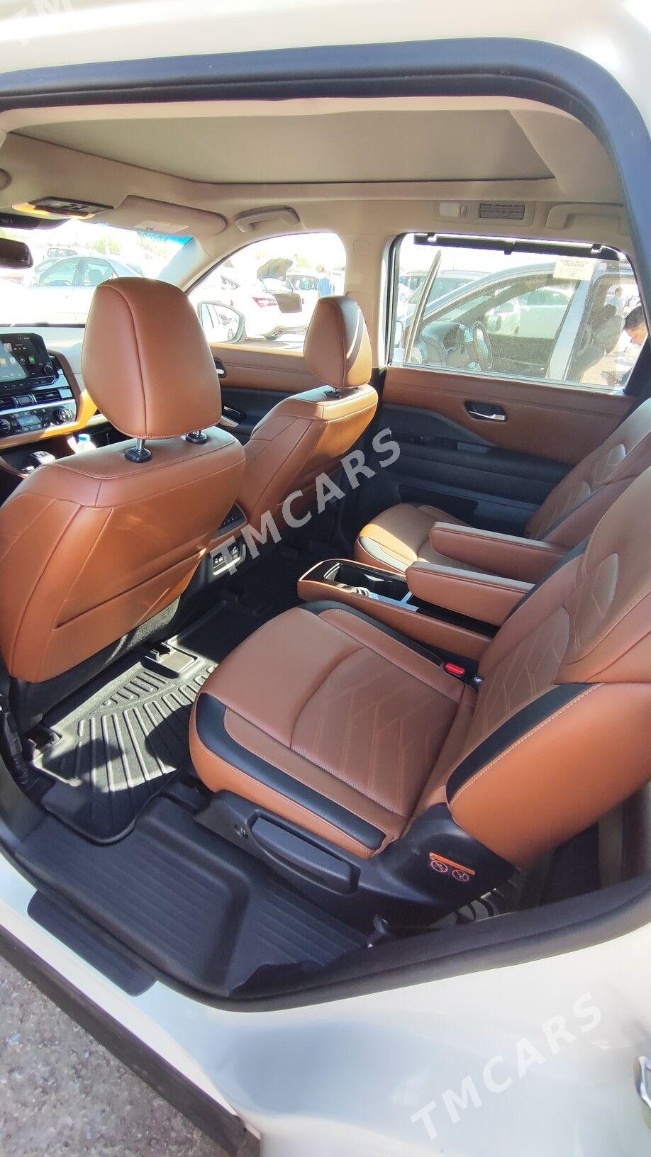 Nissan Pathfinder 2022 - 500 000 TMT - Дашогуз - img 2